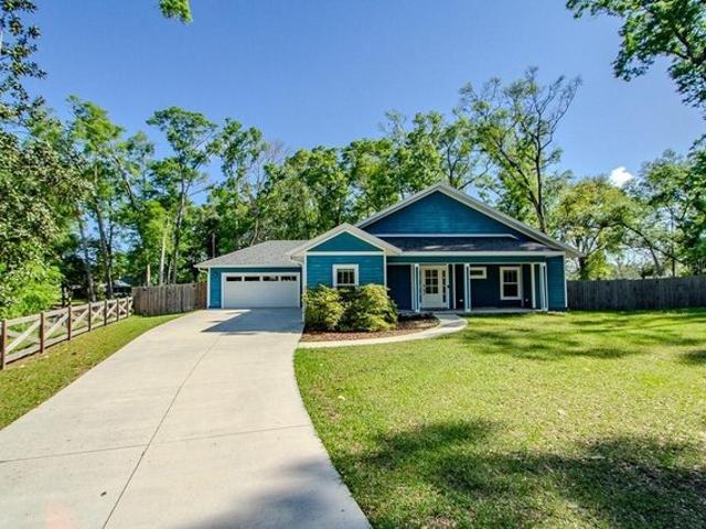 House for sale in Fort White, Florida