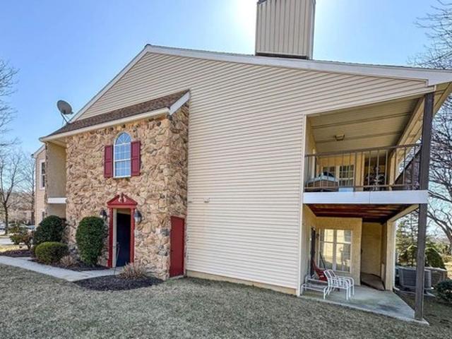 Townhouse for sale in Wyomissing, Pennsylvania