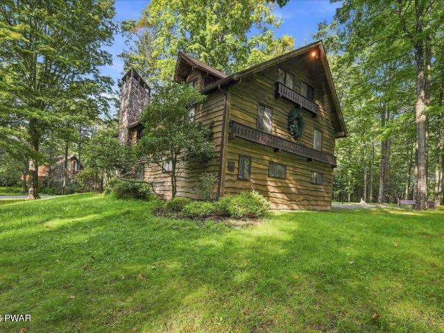House for sale in Greentown, Pennsylvania