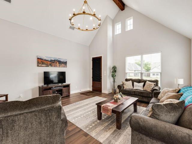 House for sale in Tom Bean, Texas