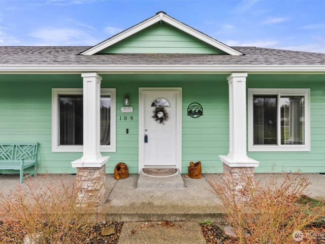 House for sale in Salkum, Washington