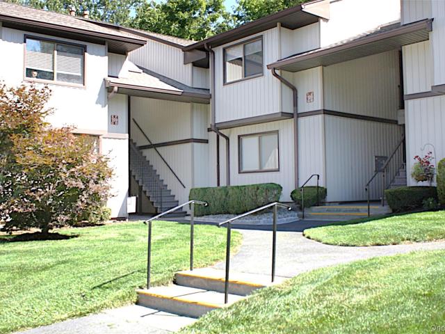 Condo for sale in Jefferson Village, Town of Yorktown
