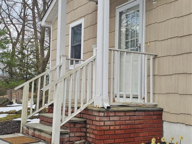Property for rent in Baldwin Place, New York