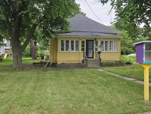 House for sale in Osceola, Iowa