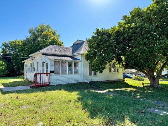House for sale in Lenox, Iowa