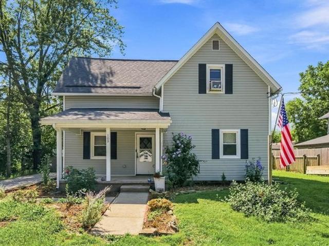 House for sale in Ashley, Ohio