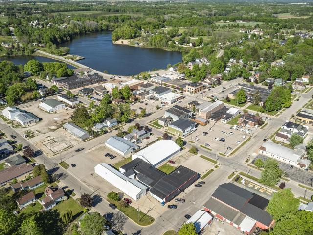 Commercial for sale in Hart, Michigan