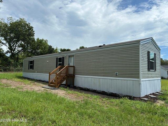 House for sale in Sneads Ferry, North Carolina