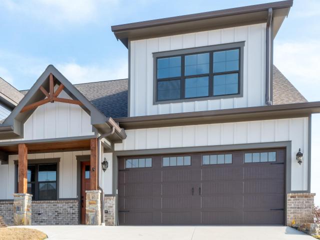 Townhouse for sale in Guntersville, Alabama