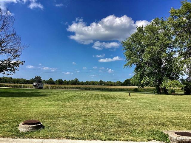 Land for sale in Freeburg, Illinois