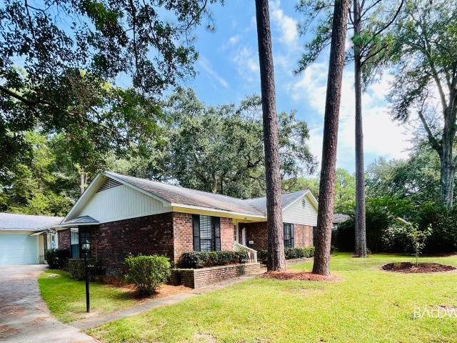 House for sale in Daphne, Alabama