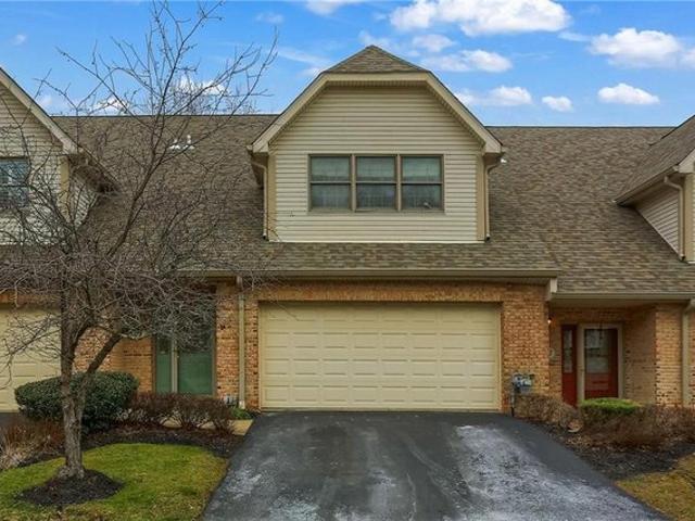 Condo for sale in Coraopolis, Pennsylvania