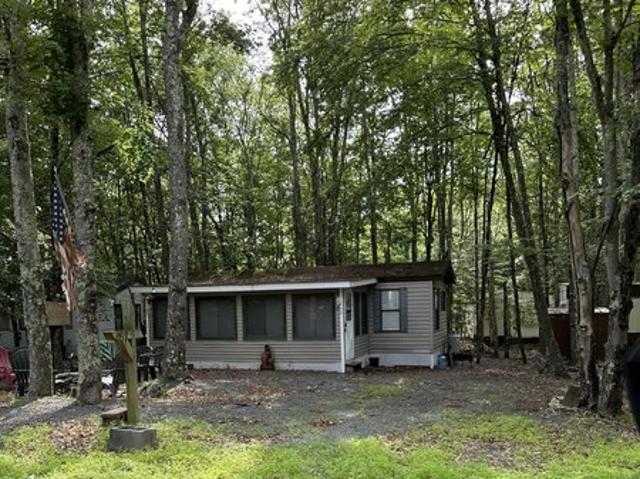 House for sale in Shohola, Pennsylvania