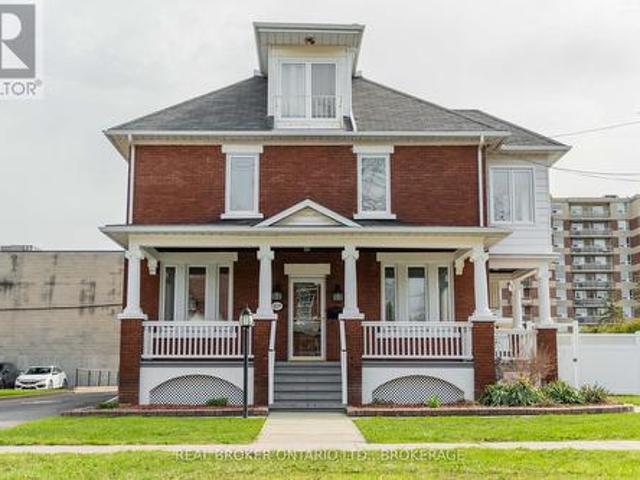 Commercial for sale in Cornwall, Ontario