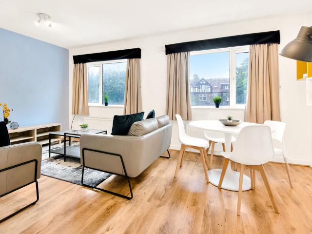 Apartment for rent in Beckett Park, Headingley
