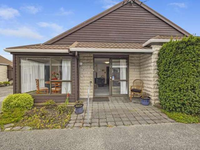 Apartment for sale in Otakou