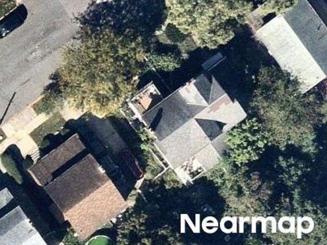 House for sale in Queens, Arverne