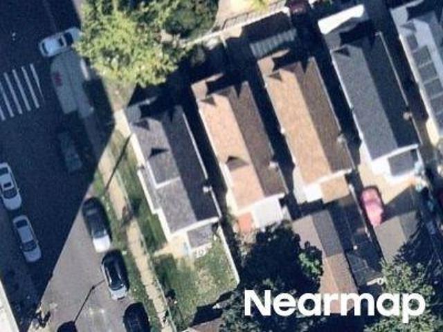 House for sale in Queens, Arverne