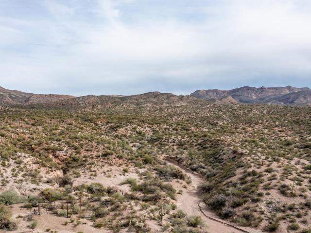 Land for sale in Winkelman, Arizona