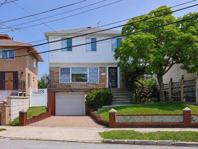 House for sale in Whitestone, New York