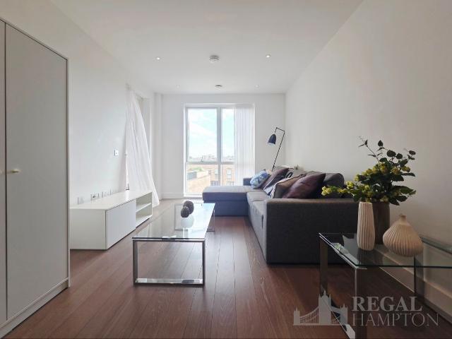 Apartment for rent in Kensal Town, Greater London