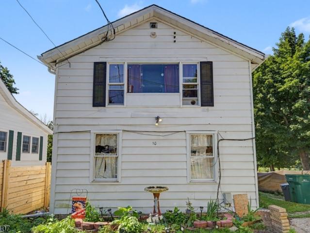 House for sale in Andover, New Jersey