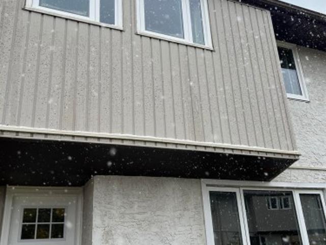 Townhouse for sale in Londonderry, Edmonton