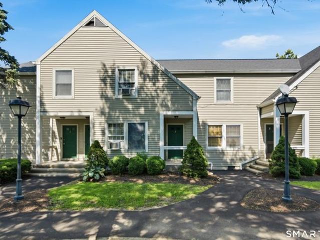 Townhouse for sale in Danbury, Connecticut