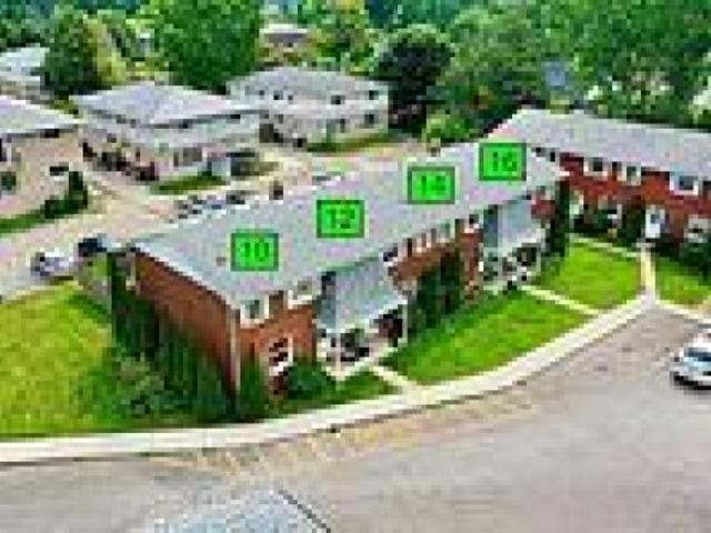 Townhouse for sale in Chatham–kent, Ontario