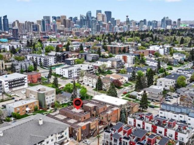 Townhouse for sale in South Calgary, Calgary