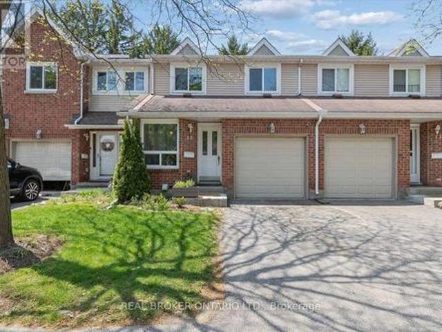 Townhouse for sale in Kitchener, Ontario