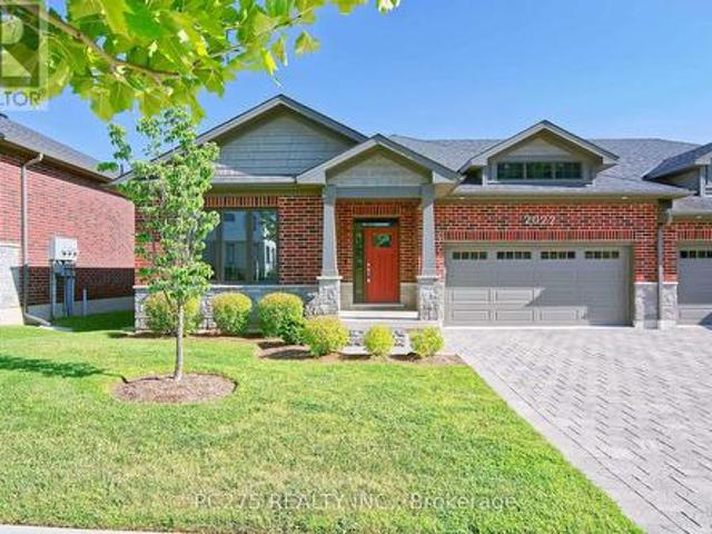 Condo for sale in Arva, Ontario