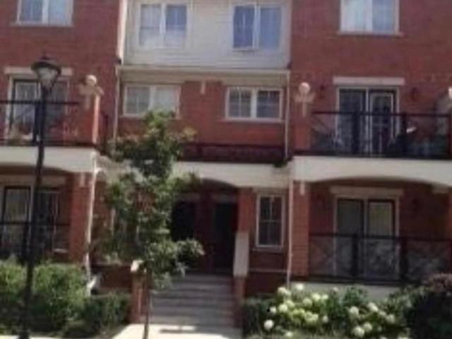 Condo for sale in Oakville, Ontario