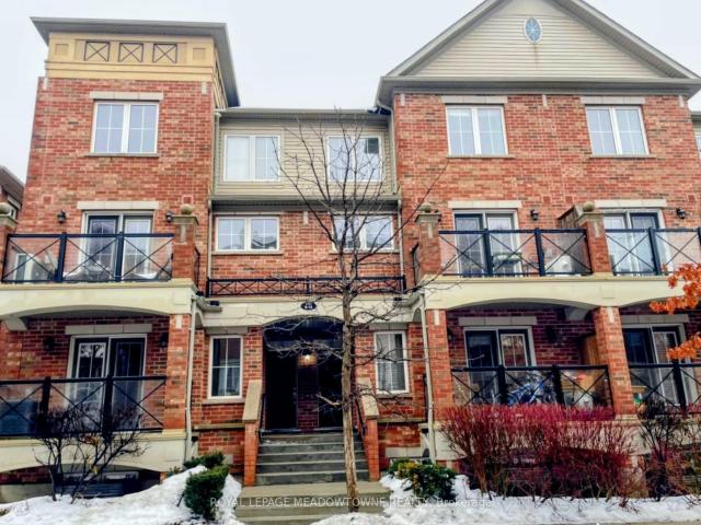 Condo for rent in Oakville, Ontario