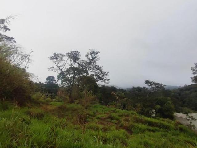 Terreno venda em Arujá