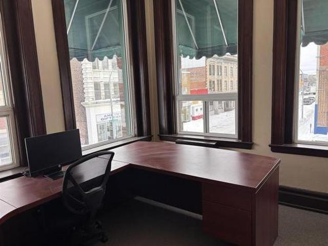 Commercial for rent in Thunder Bay, Ontario