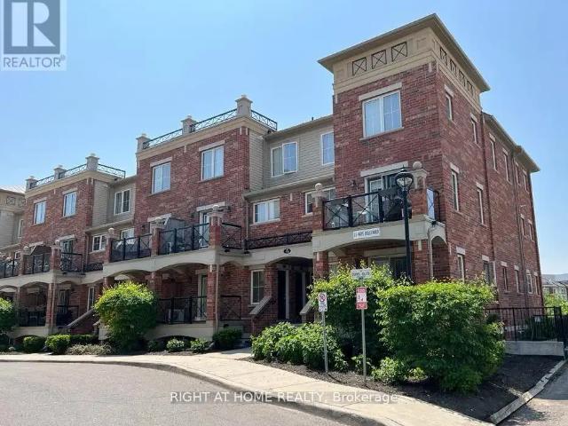 House for rent in Oakville, Golden Horseshoe