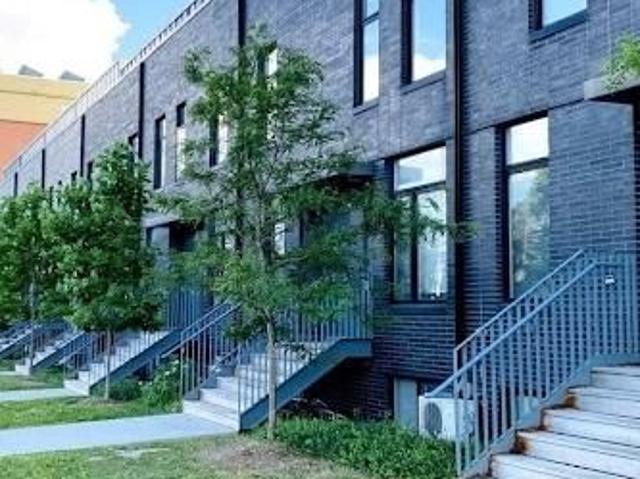Condo for rent in Samac, Oshawa