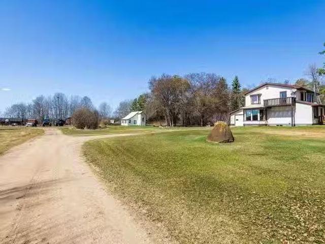 House for sale in Alberta