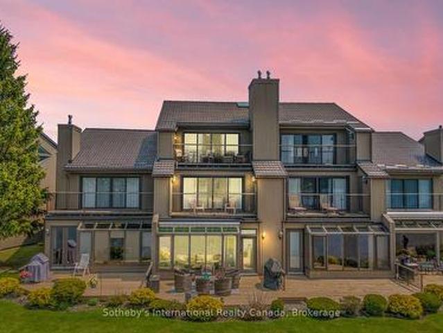 Townhouse for sale in Penetanguishene, Ontario