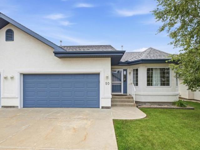 Duplex for sale in Wedgewood, Alberta