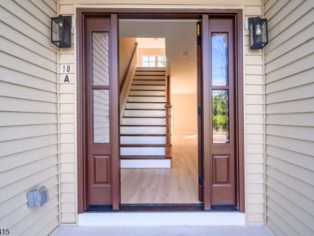 House for sale in Kendall Park, New Jersey