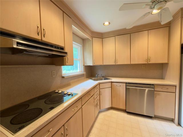 House for sale in Hyde Park, New York
