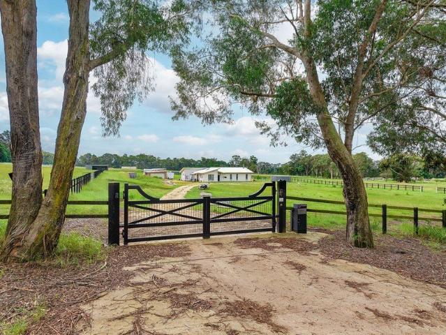 Cottage for sale in Lakesland, New South Wales