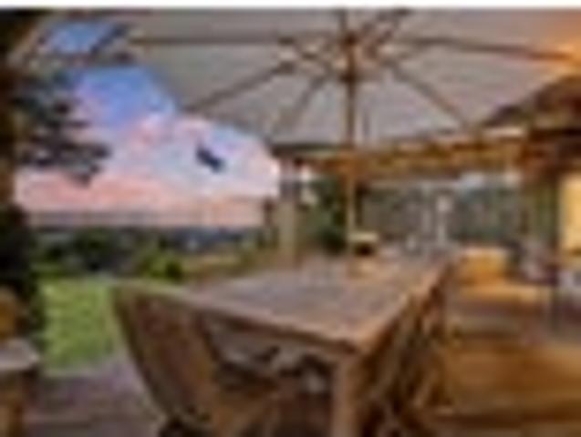 House for sale in Oratia, Oroua County