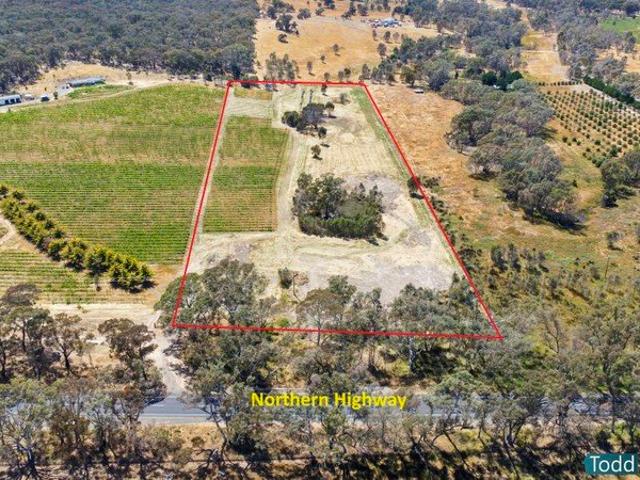 Cottage for sale in Heathcote, Victoria