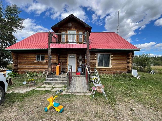 House for sale in Spirit River, Alberta
