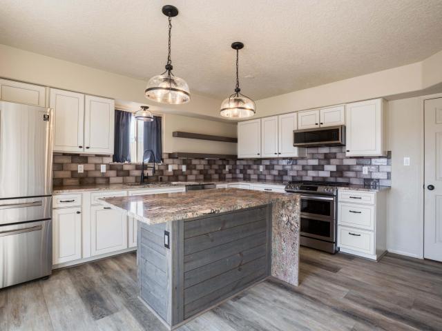 House for sale in Edgewood, New Mexico