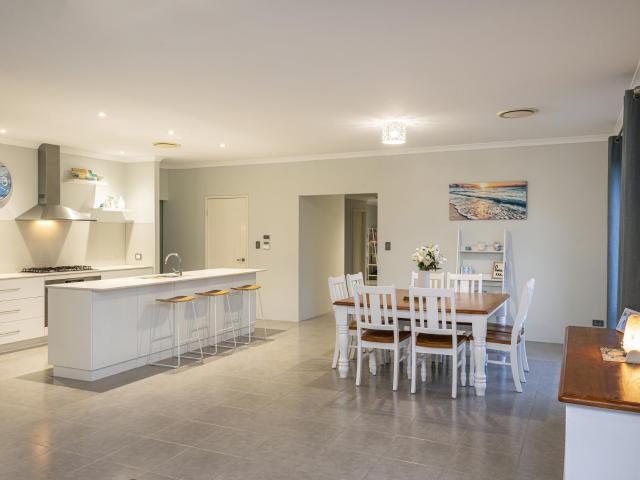 House for sale in Broadwater, Western Australia
