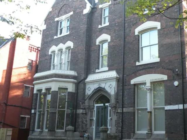 Apartment for rent in Calderstones